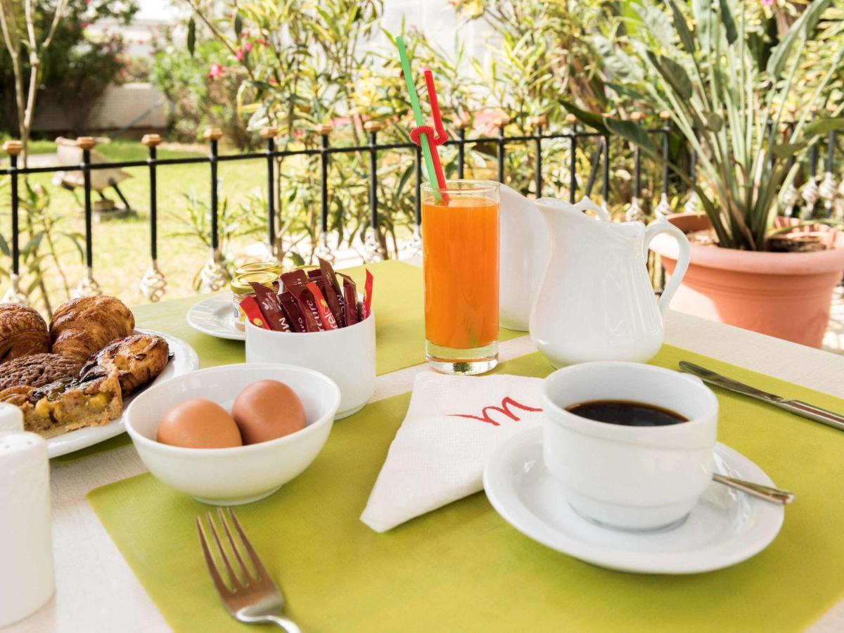 Hotel Mercure Alger Aeroport Dar el Beïda Eksteriør bilde A typical Italian breakfast