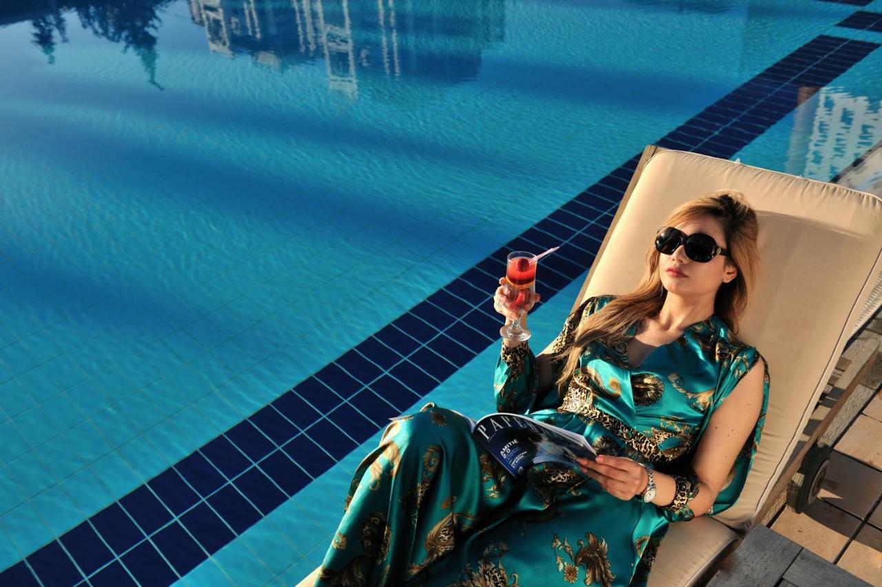 Hotel Mercure Alger Aeroport Dar el Beïda Eksteriør bilde Solar pool heating