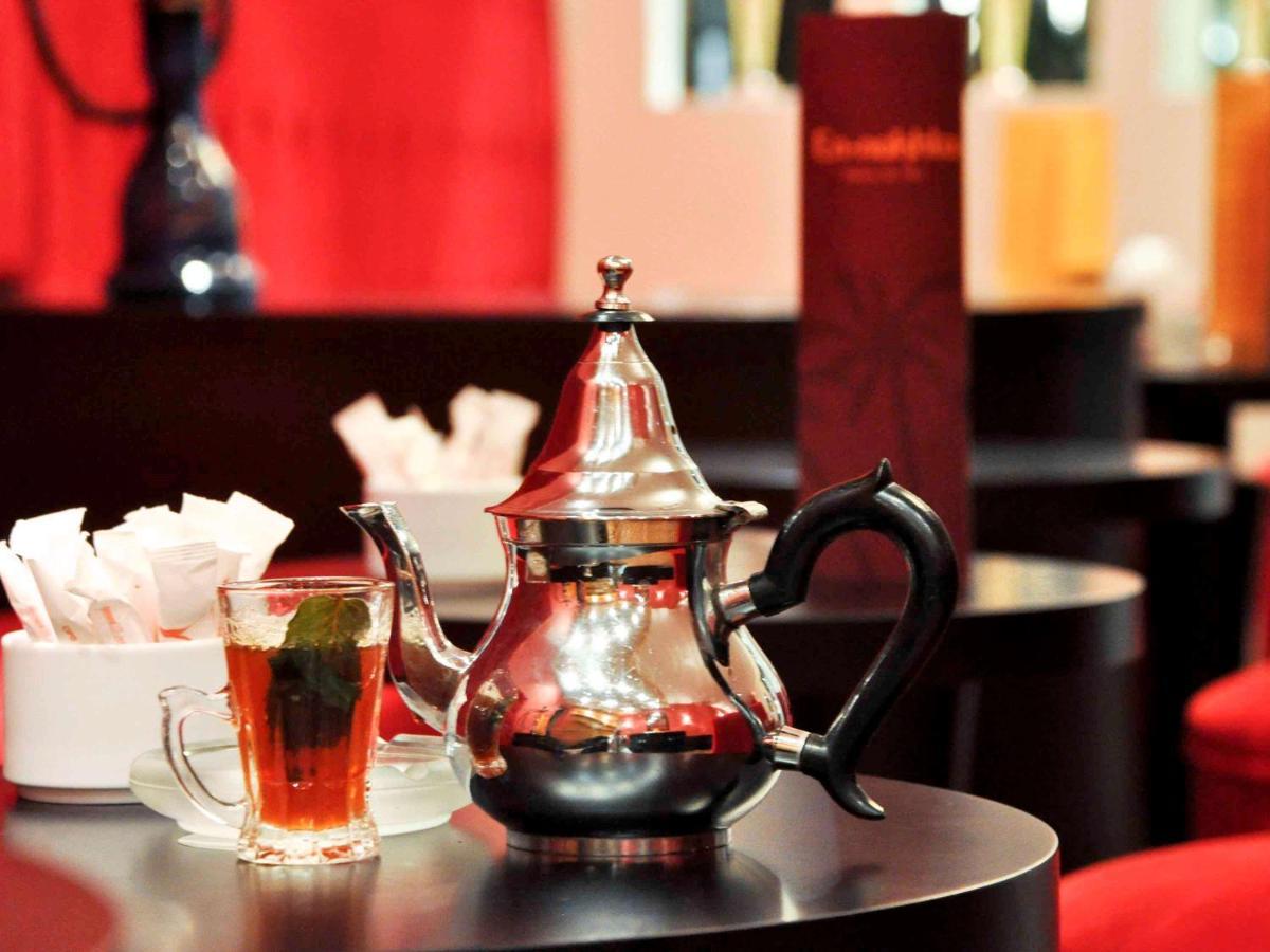 Hotel Mercure Alger Aeroport Dar el Beïda Eksteriør bilde A pot of Moroccan tea