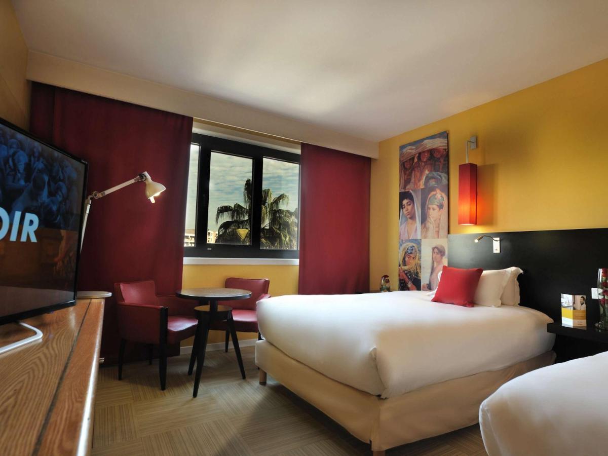 Hotel Mercure Alger Aeroport Dar el Beïda Eksteriør bilde A room at the Adagio Paris Porte de Versailles